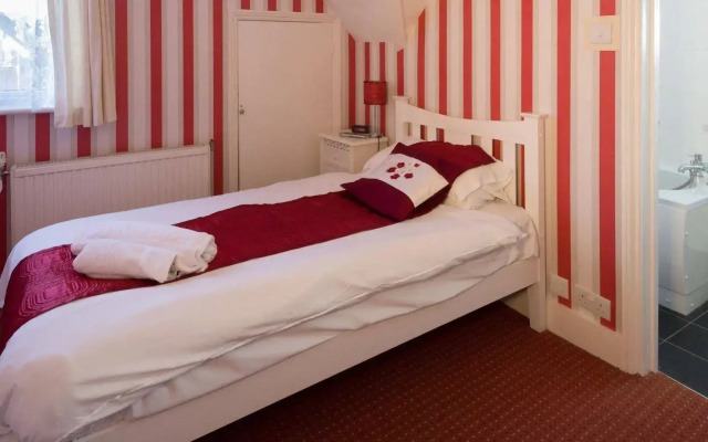 The Cherry Tree Guest House