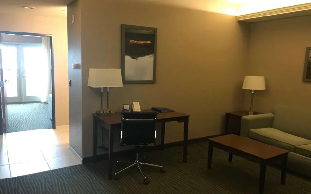 Baymont Inn and Suites - Bellevue