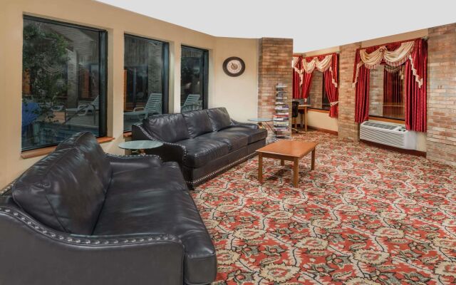 Baymont Warrenton MO