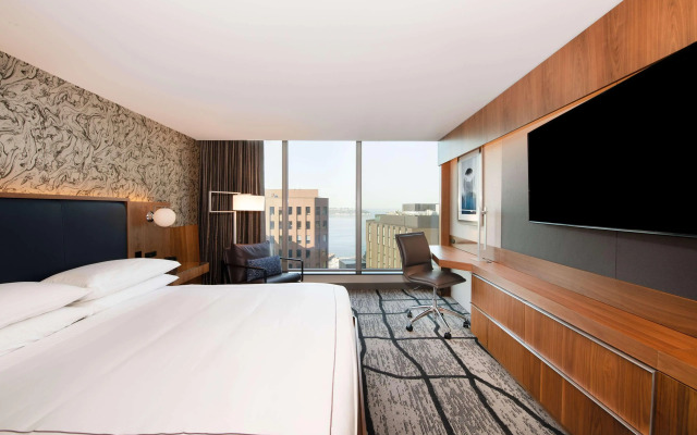 The Charter Hotel Seattle, Curio Collection by Hilton