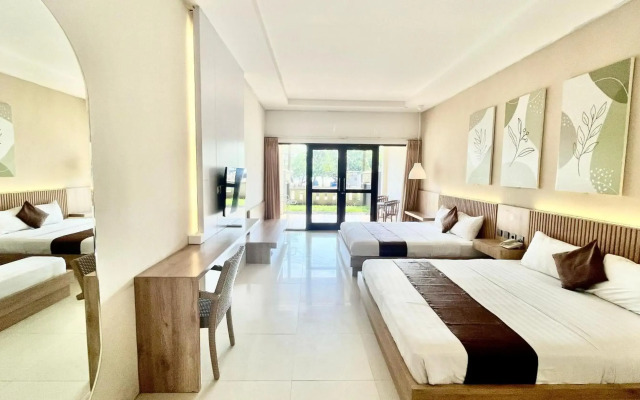 Surya Kencana Seaside Hotel