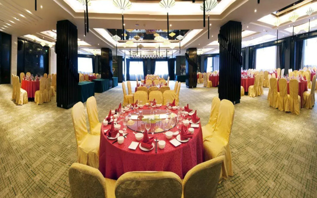 Longyan Liancheng Tianyi Hotsprings Resort