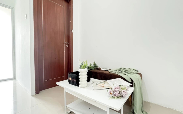 Simply Look 1Br At Vittoria Residence Apartment – Guest Rooms – Jakarta
