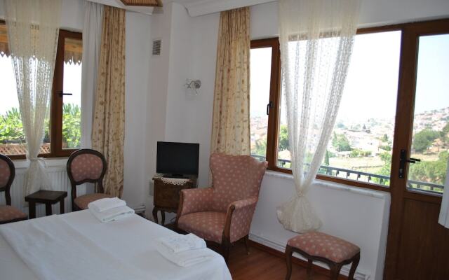 Gunebakan Taliani Hotel