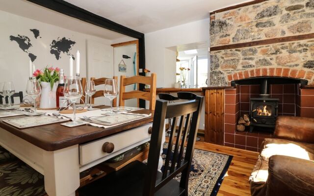 Medland, Newton Abbot