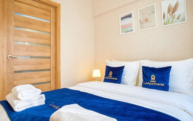 Lux Apartments Strelbishchenskiy