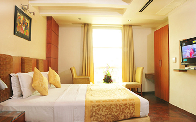Trimrooms Palm D'or – Guest Rooms – New Delhi