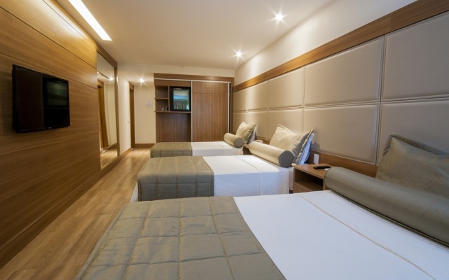 Américas Granada Hotel