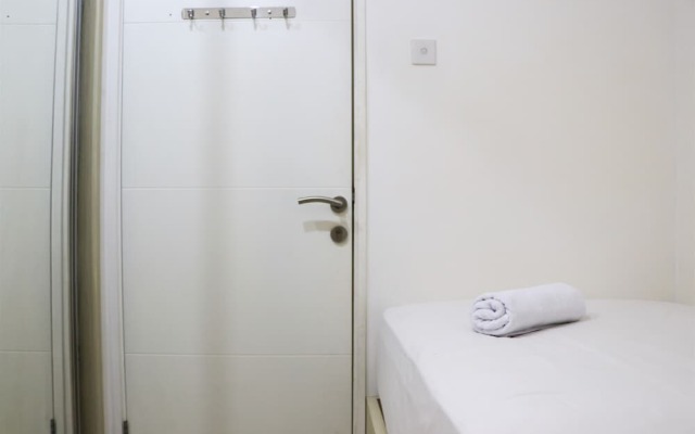 Comfort And Modern 2Br At Bassura City Apartment