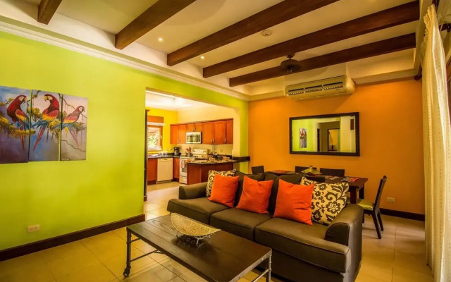 Macaws Ocean Club #8 - 2 Br Condo