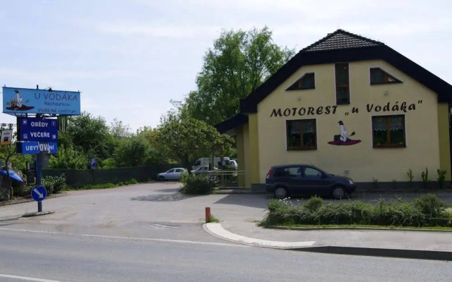 Motorest U Vodáka