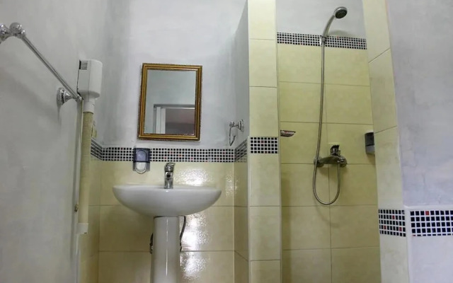 Hostal Mayuly & Alex