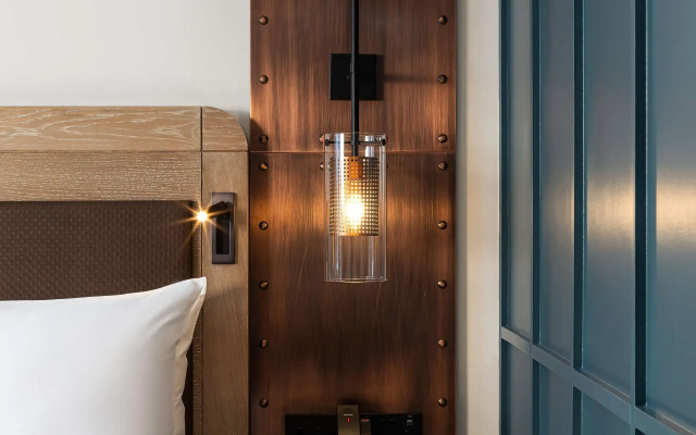 The Gantry London, Curio Collection by Hilton