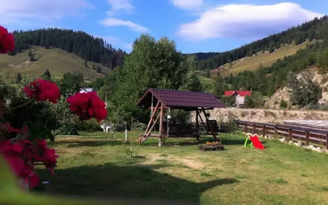 Bucovina Hills Guesthouse