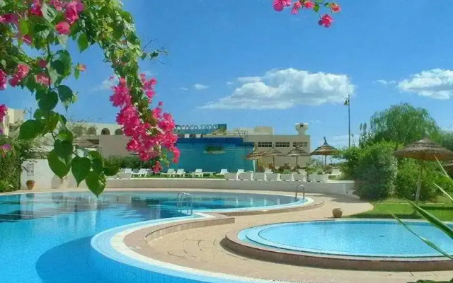 Aquaterra Bahia Beach Hotel