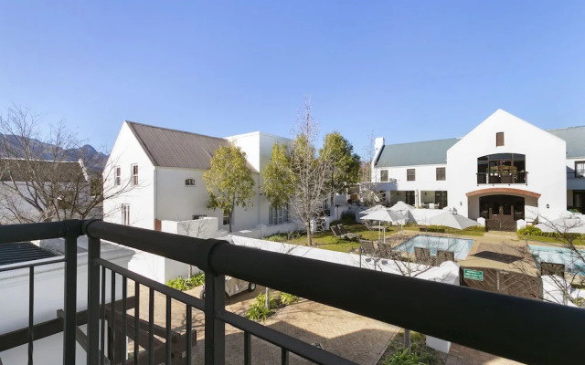 Winelands Golf Lodges 11