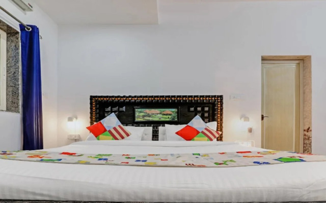 Home Alluring Studio By OYO Rooms