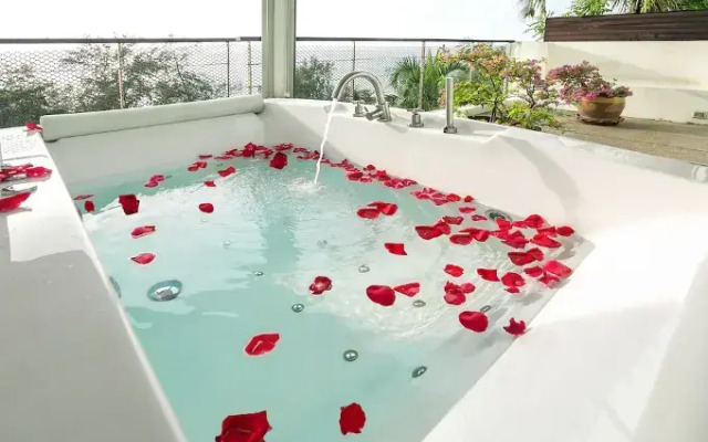 4-BR Seaview Villa at Surin Beach