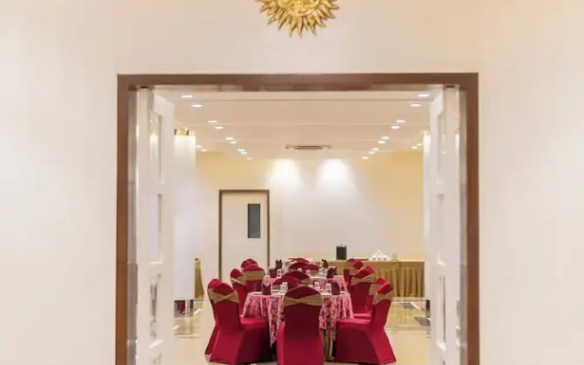 Maharaja Agrasen Palace - Pure Vegetarian