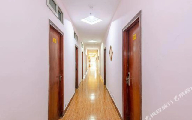 Lihui Business Hostel