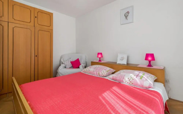 Awesome Apartment in Pag With Wifi and 3 Bedrooms
