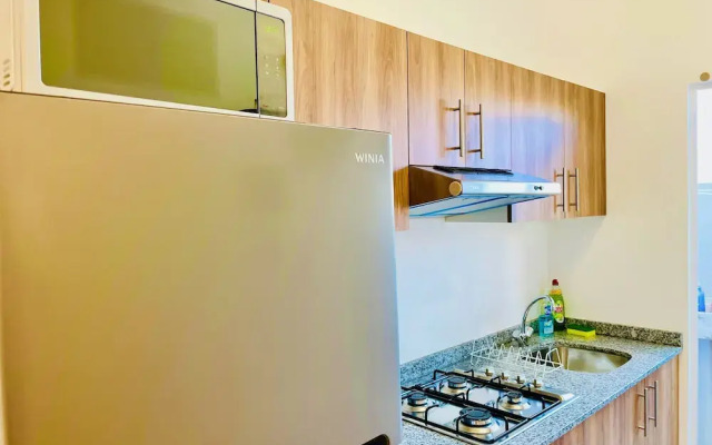 Cozy 2-bedroom Apartment With Amenities
