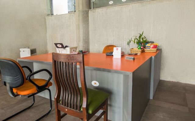 Capital O 15942 Anting Villa Hotel