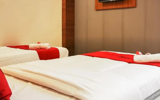 RedDoorz Plus @ Taman Madiun