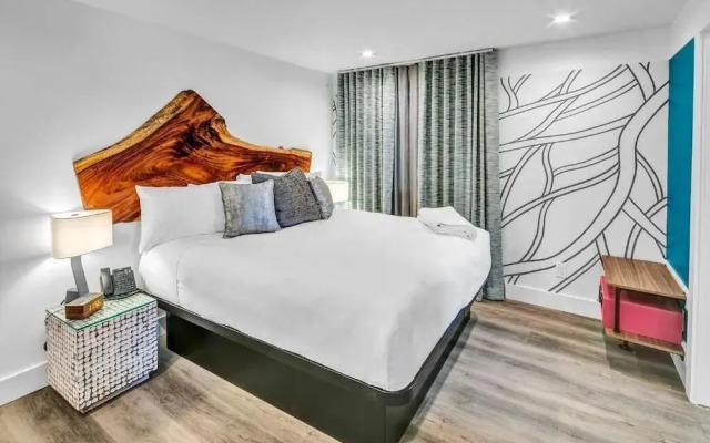 The Saint Hotel