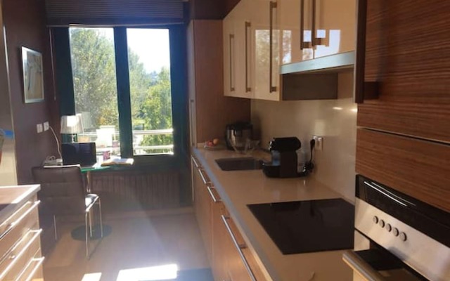 Apartment With 2 Bedrooms in Gijón, With Wifi