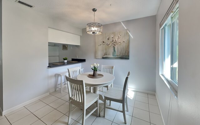 East Bay Condo #1510a