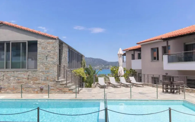 Ntinas Filoxenia Hotel & Spa