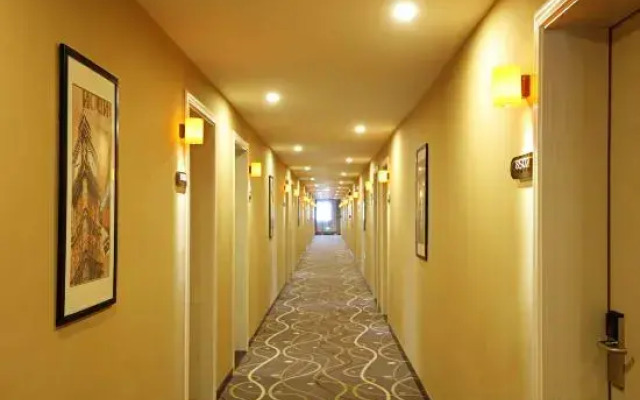 7 Days Premium (Dongxing Dongmeng Road Kouan)