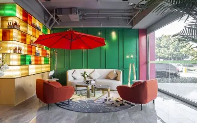 Magpie Hotel
