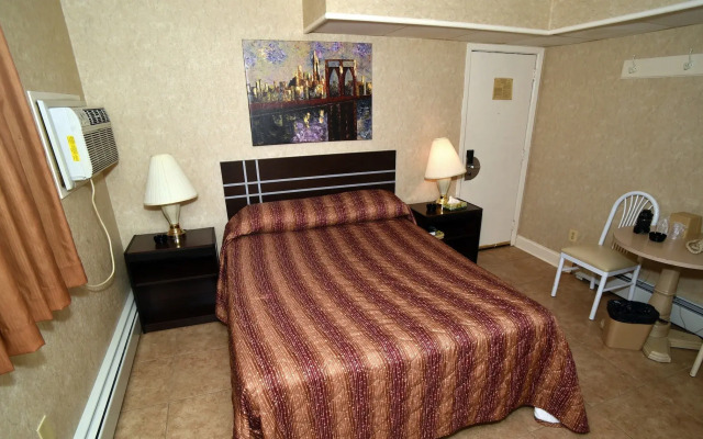 Swan Motel