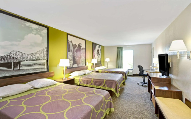 Super 8 by Wyndham Gainesville