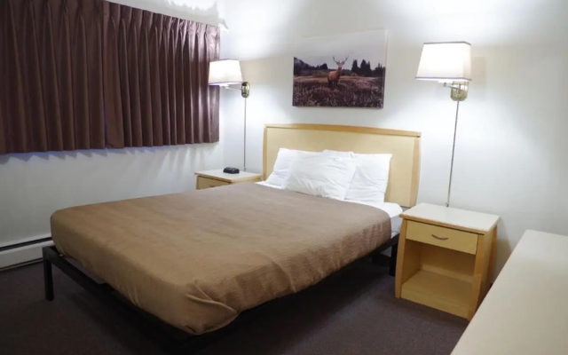 Canadas Best Value Inn and Suites Fernie