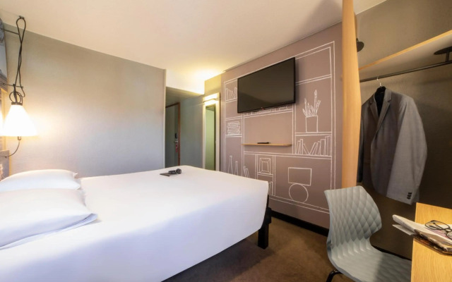 ibis Créteil