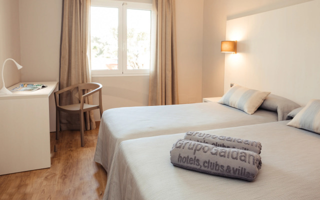 Minura Hotel Cala Galdana & Apartamentos
