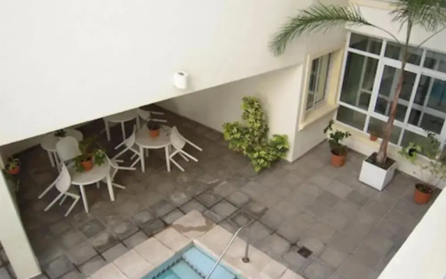 Condor Suites Apart Hotel
