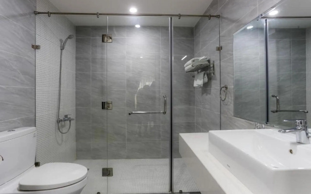 Ruby Phu My Hung Hotel