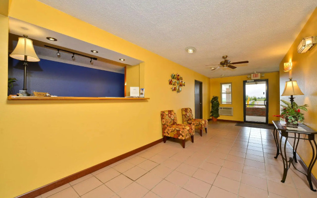 Americas Best Value Inn Decatur, IL