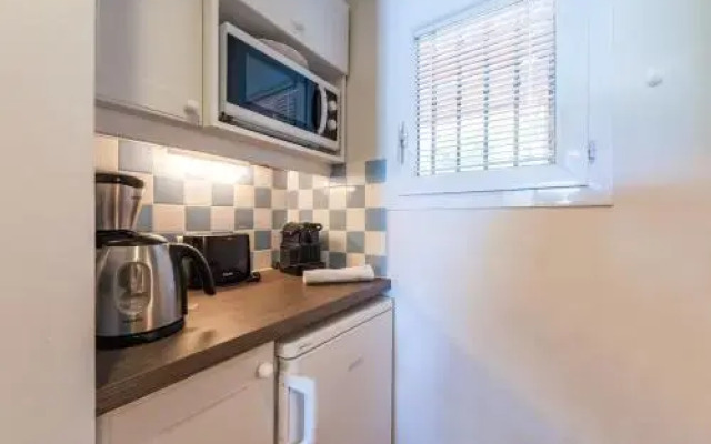 Pierre & Vacances Hotel Du Golf De Pont Royal En Provence