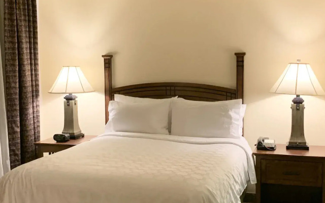 Staybridge Suites Albuquerque - Airport by IHG