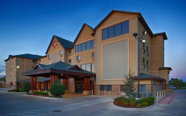 Best Western Plus Cimarron Hotel & Suites