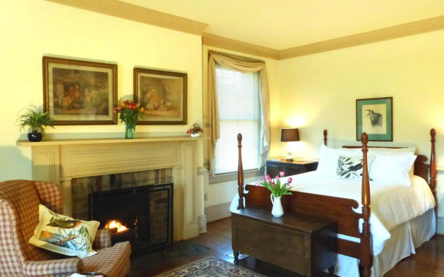 Maple Hall Inn & Restaurant 1850