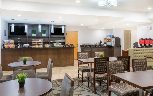 Wyndham Garden Greenville Airport