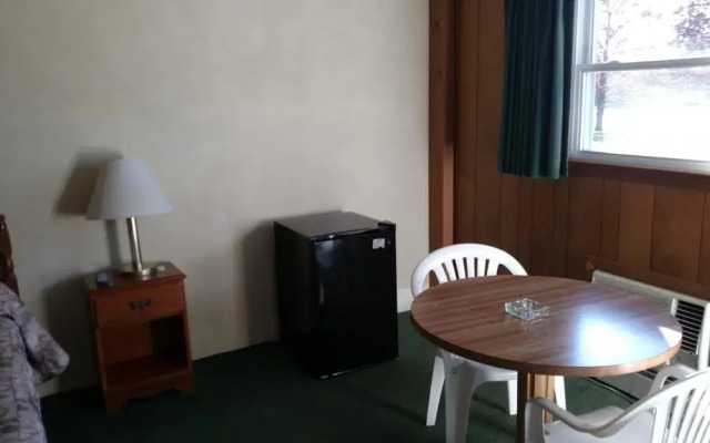 Pittsfield Motor Inn