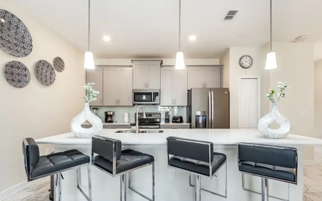 Relaxing 4bed 3Ba Champions Gate Pool