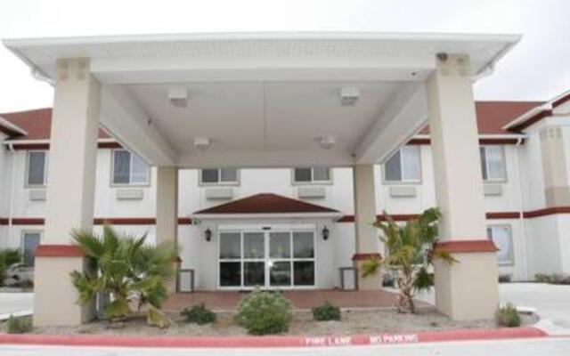 Budget Host Inn & Suites